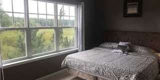 Room in 4 Bedroom Home at Linden Park Ln Gallery 12
