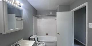 900 Woodson Road Gallery 7