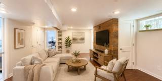 Luxe Congress Park Sanctuary: Modernized Historic Charm, Greenhouse & Garden Haven Gallery 1