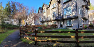 Updated Redmond Ridge Townhome Surrounded by Nature Gallery 1