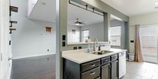 VIBRANT 3BEDROOM 2.5BATH HOME IN 89015 Gallery 11
