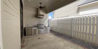 2110 Belfleur Street Gallery 31
