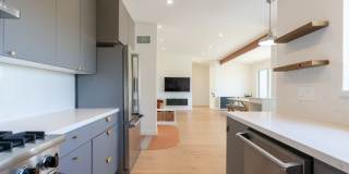 Stunning Views from Silver Lake Hillside Home for Rent with Spectacular Views Gallery 11