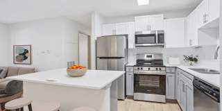 Links at Citiside Gallery 2