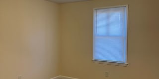 PRE-LEASING! 3 Bedroom in the heart of Springfield Gallery 12