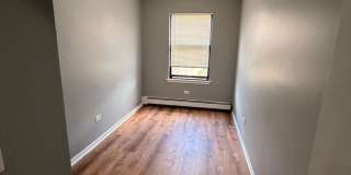 4437 South Greenwood Avenue Gallery 6