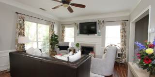 This home is so charming that you will fall in love! Gallery 3