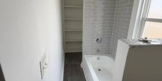 41 South Oakley Avenue Gallery 12