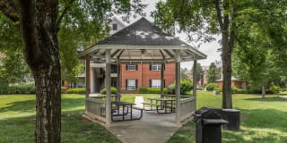 Oxmoor Apartment Homes Gallery 25