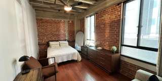 114 W Adams Street Gallery 5