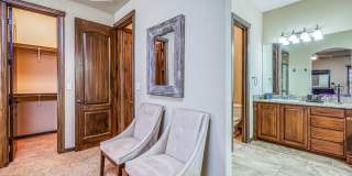 Westside area (Completely Furnished) Beautiful 4 bed/3 baths Westside area (Completely Furnished) Beautiful 4 bed/3 baths Gallery 45