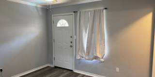 4 Bed 2 Bath Handicap Accessible Home In Woodhaven Gallery 9