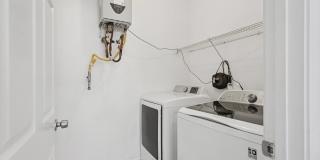 2596 Bates Street SE Gallery 36