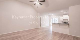 New Construction Home 4 Bed 3 Bath in Bixby! Gallery 12