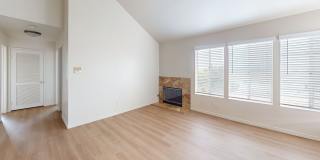 3 Bed Condo | End Unit | Gated community Gallery 1