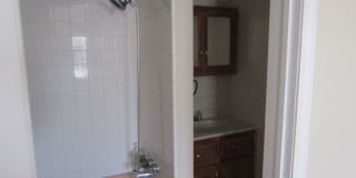 3 bedroom 2 bath home Gallery 5