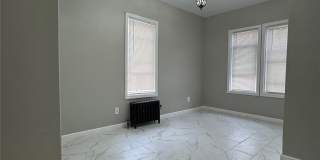 861 E 215th Street Gallery 4