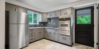 Stunning 3 bedroom home in West Mifflin available July 1! Gallery 1