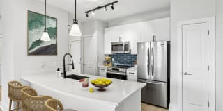 NoHo Flats Gallery 38