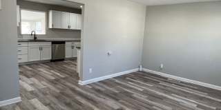 3 Bedroom Beautifully updated Ranch Gallery 5