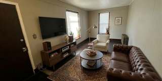 509 North Perry Street - 513 Gallery 1