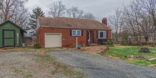 2 Bedroom Home in Commutable Location Gallery 1