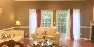Room in 4 Bedroom Home at Linden Park Ln Gallery 7