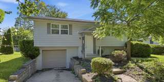 Charming 3-Bed, 1.5-Bath Split-Level Home with Garage – Prime Columbus Location! Gallery 1