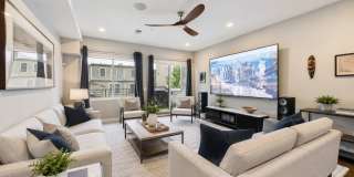 Philly Magazine-Featured Luxury 3 Bed Condo with Huge Roof Deck & Skyline Views Gallery 3