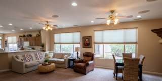Available 10/1/26 - Furnished 3 bed, 2 Bath Home For Rent Gallery 16