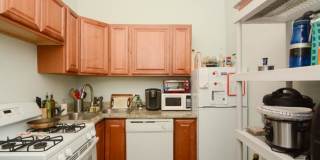 2347 24th Pl. Gallery 2