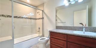 1672 E Harvard Gallery 16