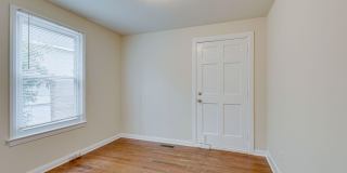 3bed 2bath West End Duplex Gallery 18
