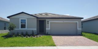 4-Bedroom, 2.-Bathroom in Winter Haven Gallery 1
