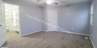 Now available!! $300.00 off first months rent! Gallery 28
