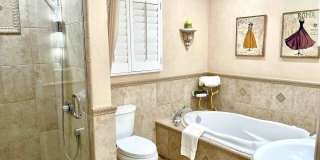 1121 21st St Gallery 10