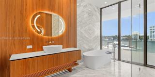 5 Grove Isle Gallery 16