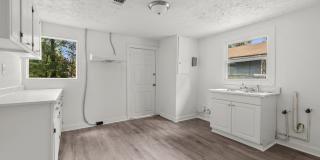 Move-in Special: Receive a $300 gas card with approved application and signed lease.-253 John Morris Ave Montgomery, AL Gallery 9