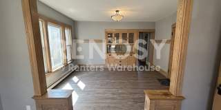 Available now is 2 Bedroom 1 Bath unit in Minneapolis Gallery 6