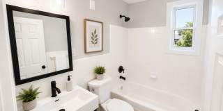 525 7th Street Gallery 2