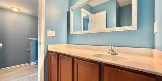 Updated 3BR Townhome | Community Pool, Gym, Pickleball, & Tennis Courts | Easy RTP Access Gallery 28