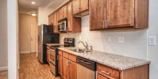708 Summit Gallery 5