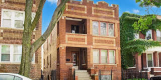 3135 S Lowe Avenue Gallery 1