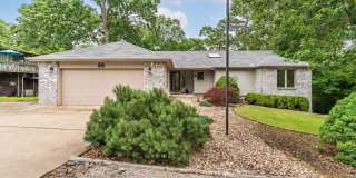 Spacious home close to Bike Trails Gallery 1