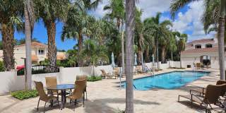 Seasonal Short-Term 2 Bedroom, 2.5 Bath Multi-Level Condo with Balcony and Patio located on Venice Island! Gallery 52