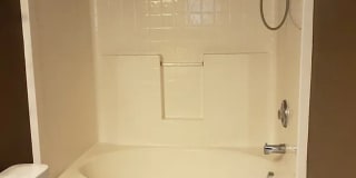Room in 3 Bedroom Home at McGoogan Ln Gallery 4