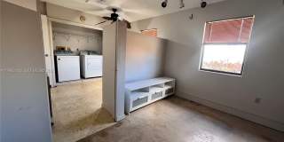 581 SW Banks Ter Gallery 6