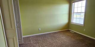 3 Bd 2 Ba with Lake view! Gallery 20