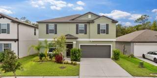 1742 Red Loop Gallery 1