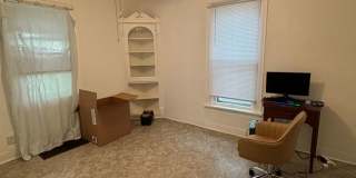 Spacious 3 bedroom, 1 bathroom House Spacious 3 bedroom, 1 bathroom House Gallery 4